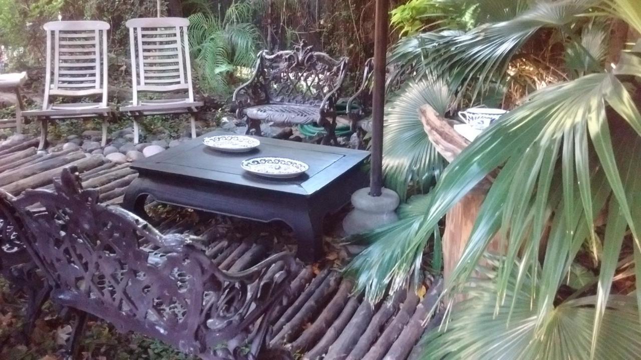 オリボス La Casona De Grace Bed & Breakfast エクステリア 写真