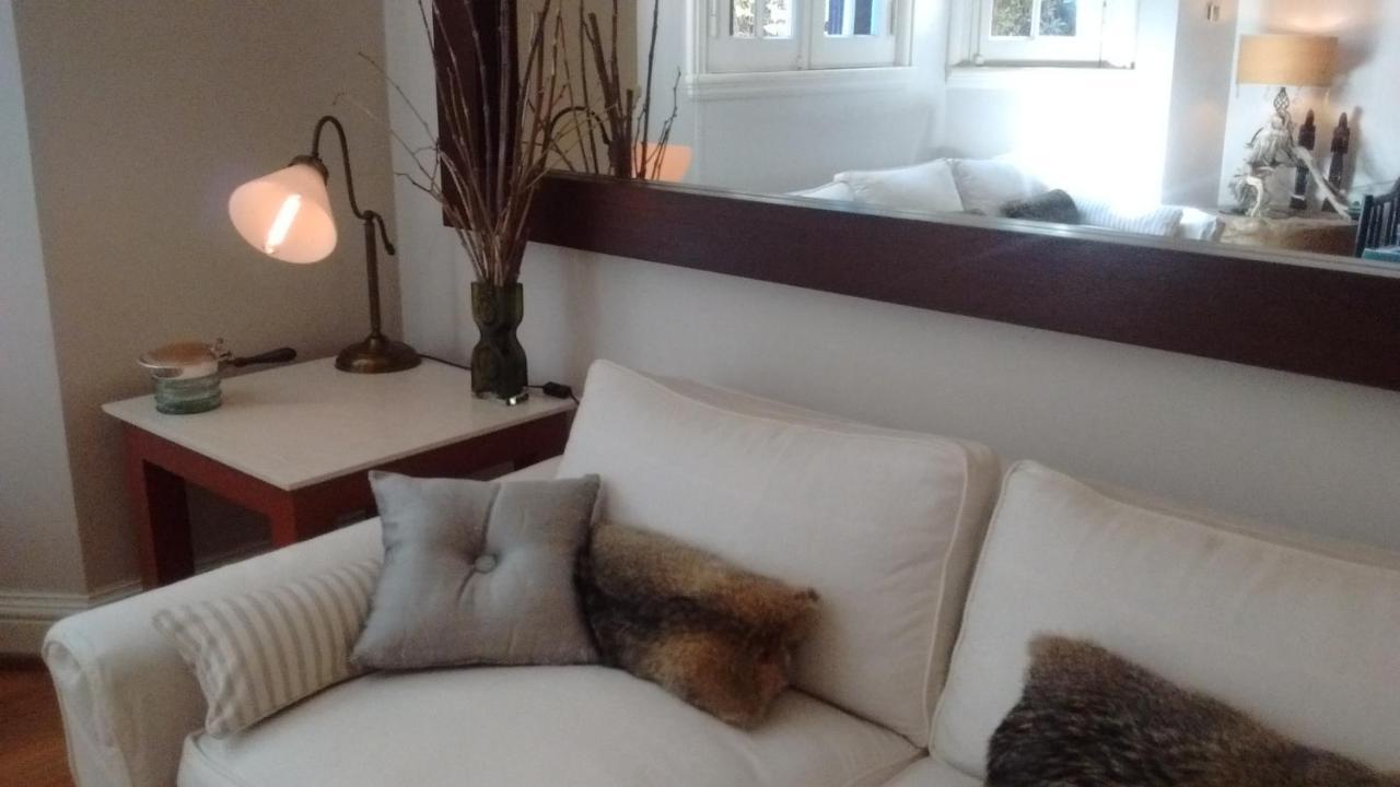 オリボス La Casona De Grace Bed & Breakfast エクステリア 写真